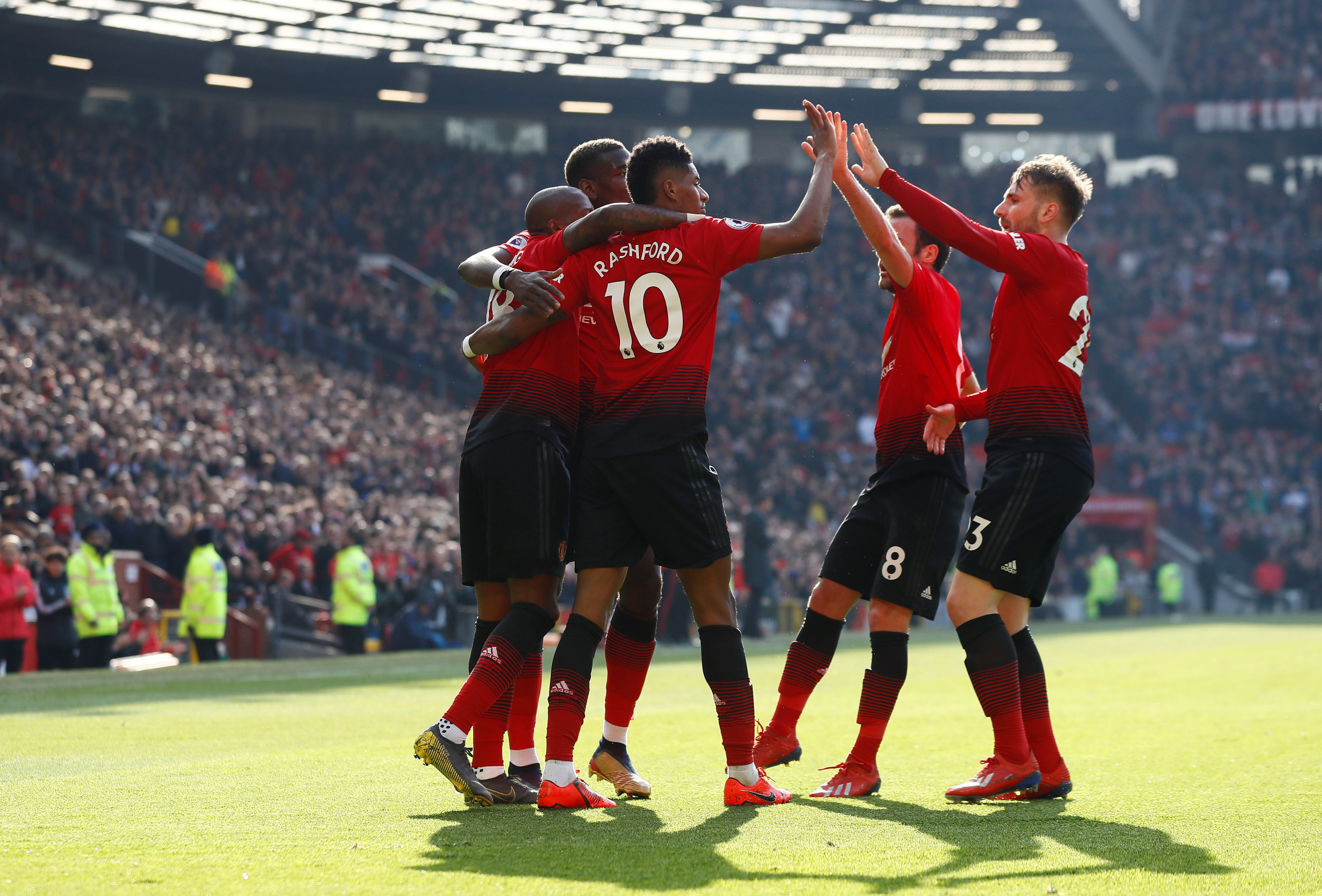 彭逸翔将继 彭逸翔将继